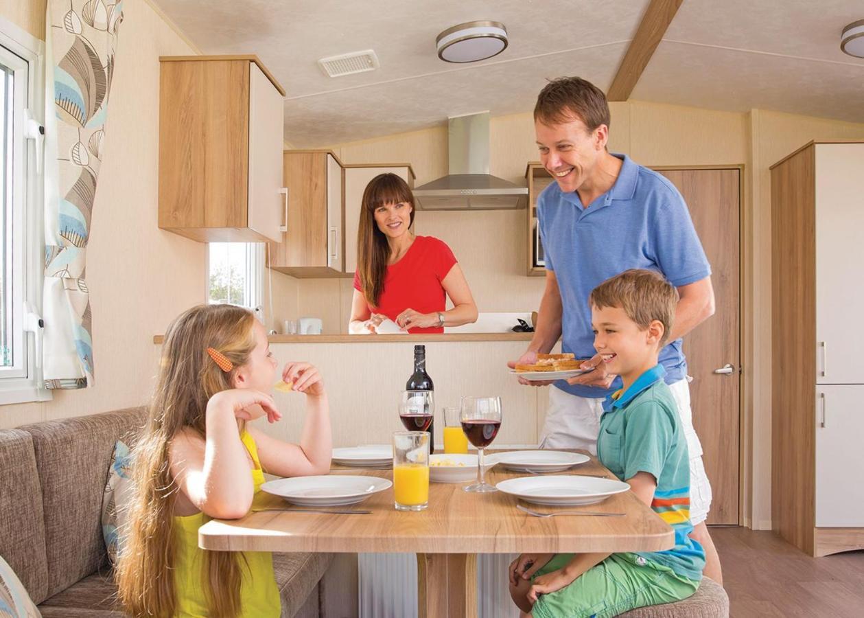 White Tower Holiday Park Llandwrog 외부 사진