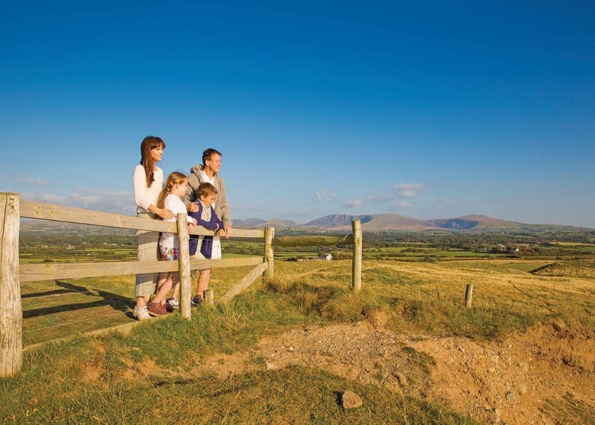 White Tower Holiday Park Llandwrog 외부 사진